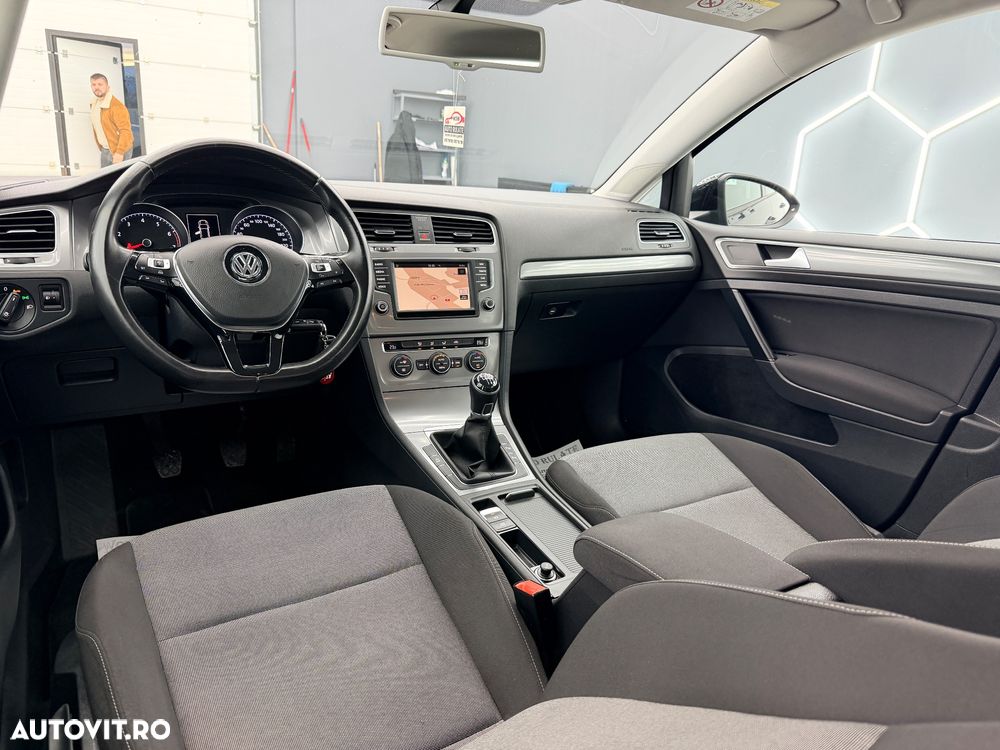 Volkswagen Golf 1.2 TSI BlueMotion Technology Trendline - 19