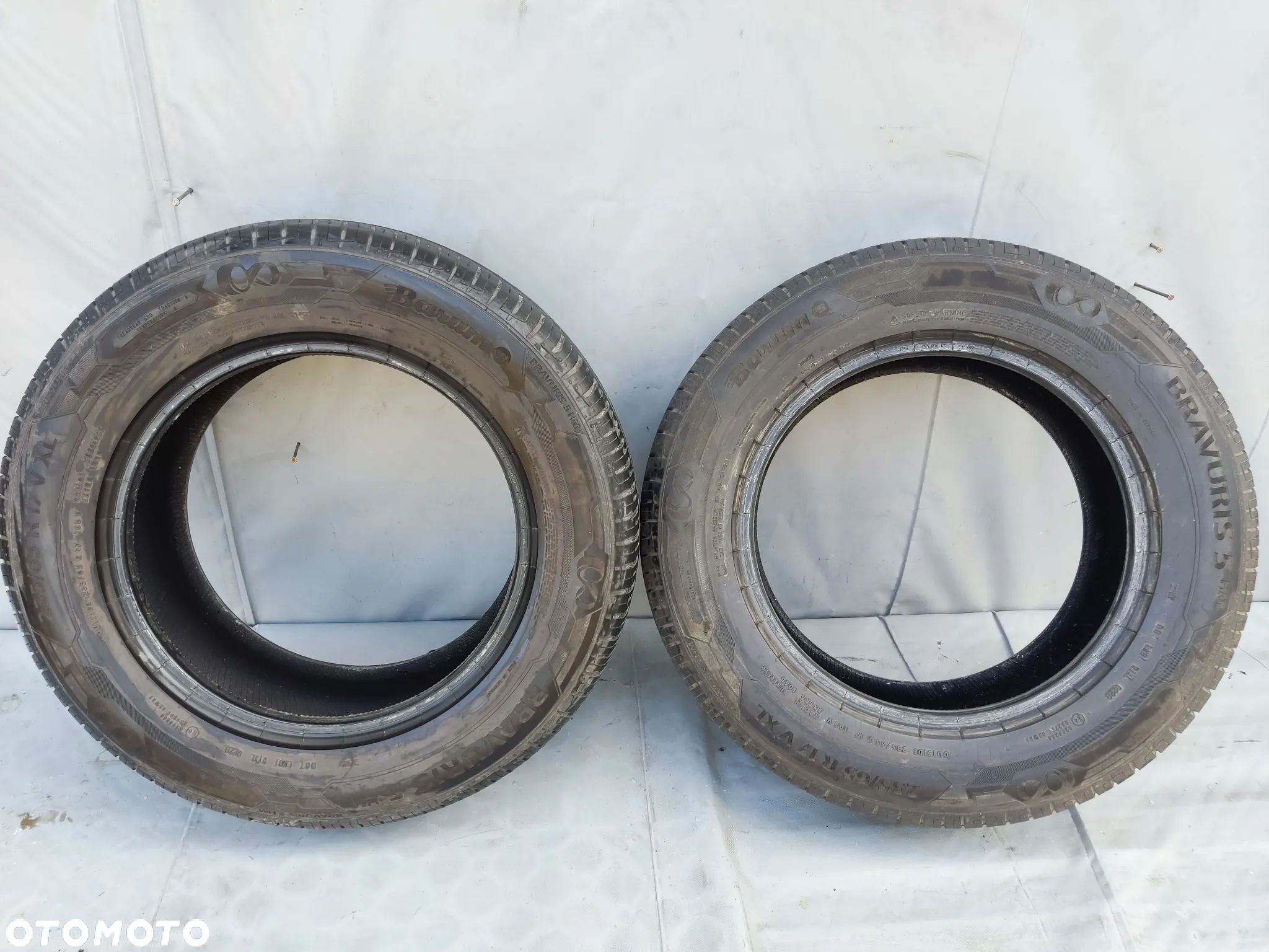 2 SZT. OPONY LETNIE BARUM BRAVURIS 235/65R17 V XL BIEŻNIK 7MM - 1