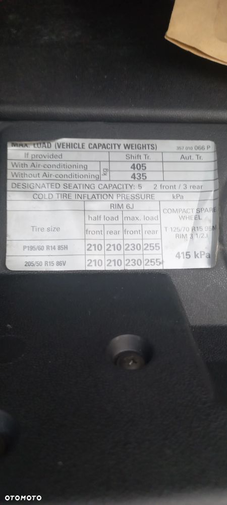 Volkswagen Passat 1.9 TD CL - 13