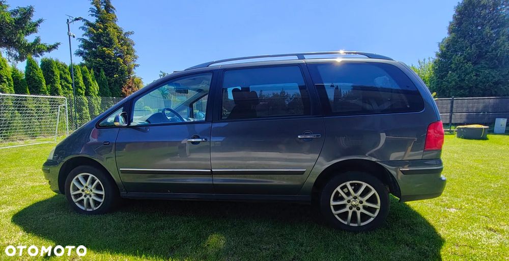 Volkswagen Sharan 1.8T Comfortline - 1