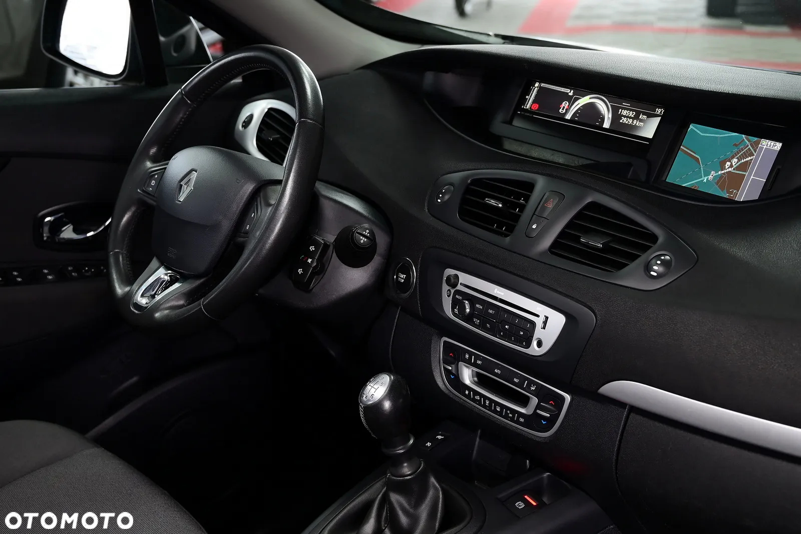 Renault Scenic - 26