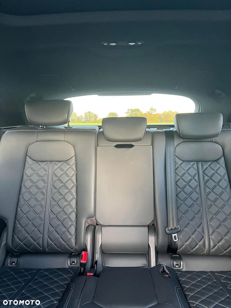 Audi Q8 - 15
