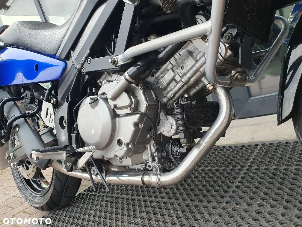 Suzuki DL - 16