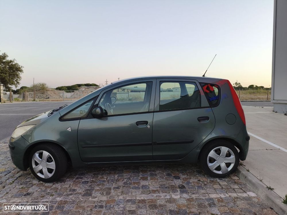 Mitsubishi Colt 1.1 Base - 3