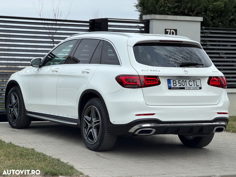 Mercedes-Benz GLC 220 d 4MATIC 9G-TRONIC AMG Line - 3