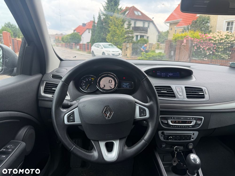 Renault Megane 1.6 16V Expression - 9