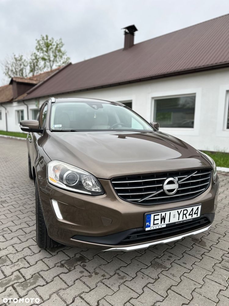 Volvo XC 60 - 4