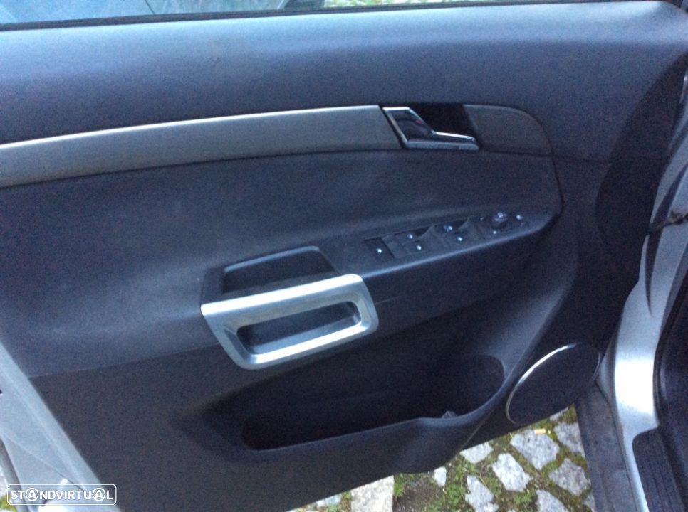 Opel Antara 2.0D - 8