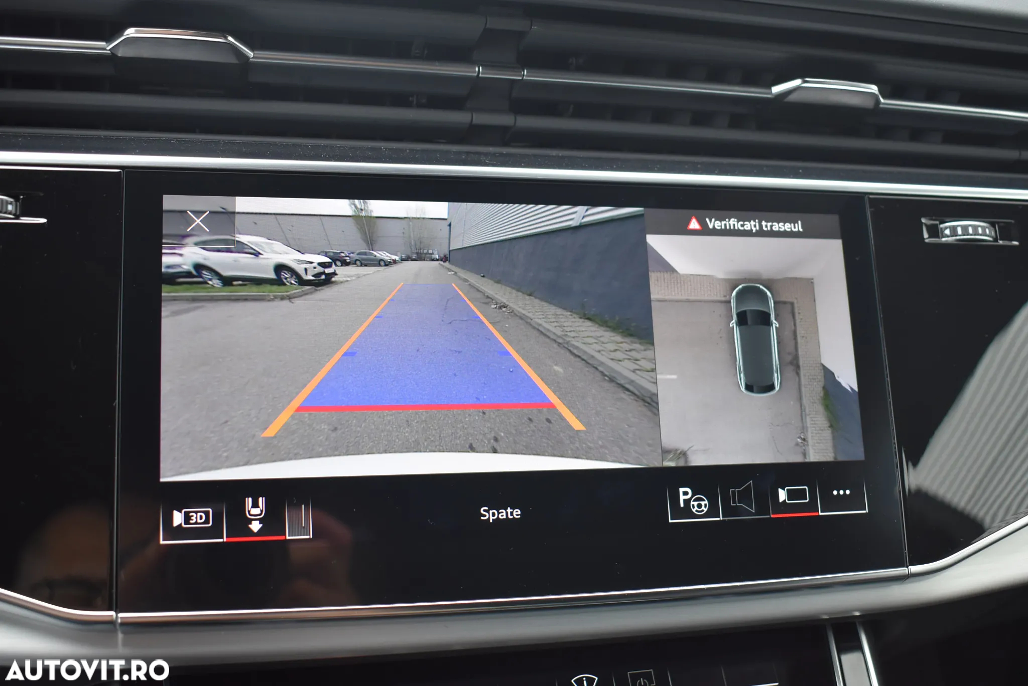 Audi Q8 55 TFSI quattro Tiptronic MHEV - 22