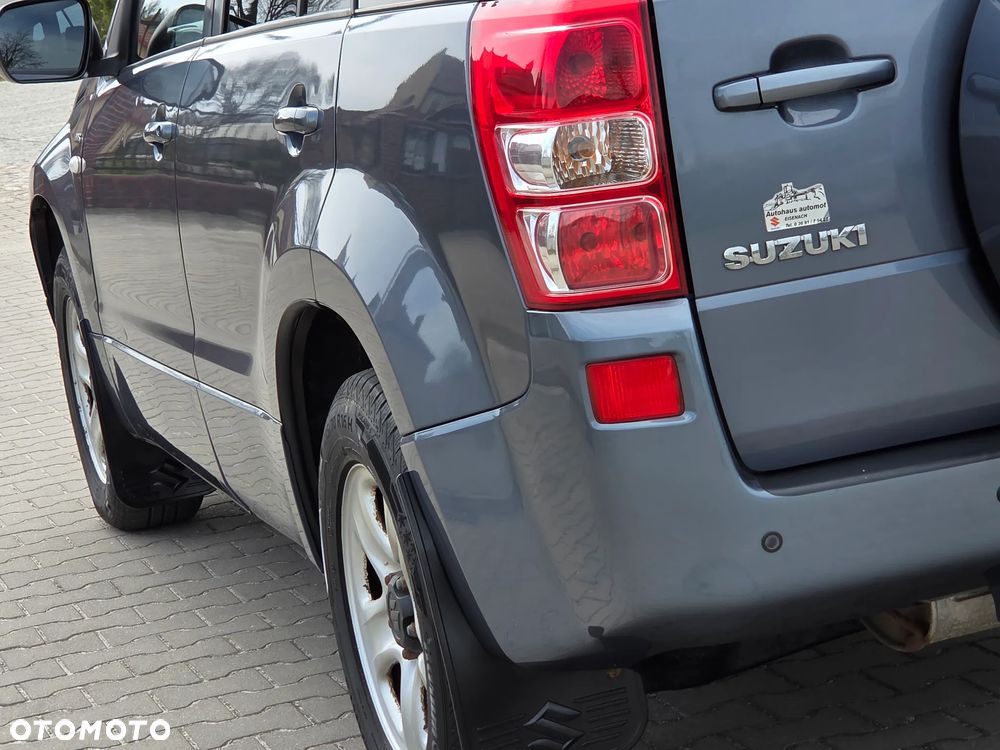 Suzuki Grand Vitara 1.9 DDiS Comfort DPF Family - 11