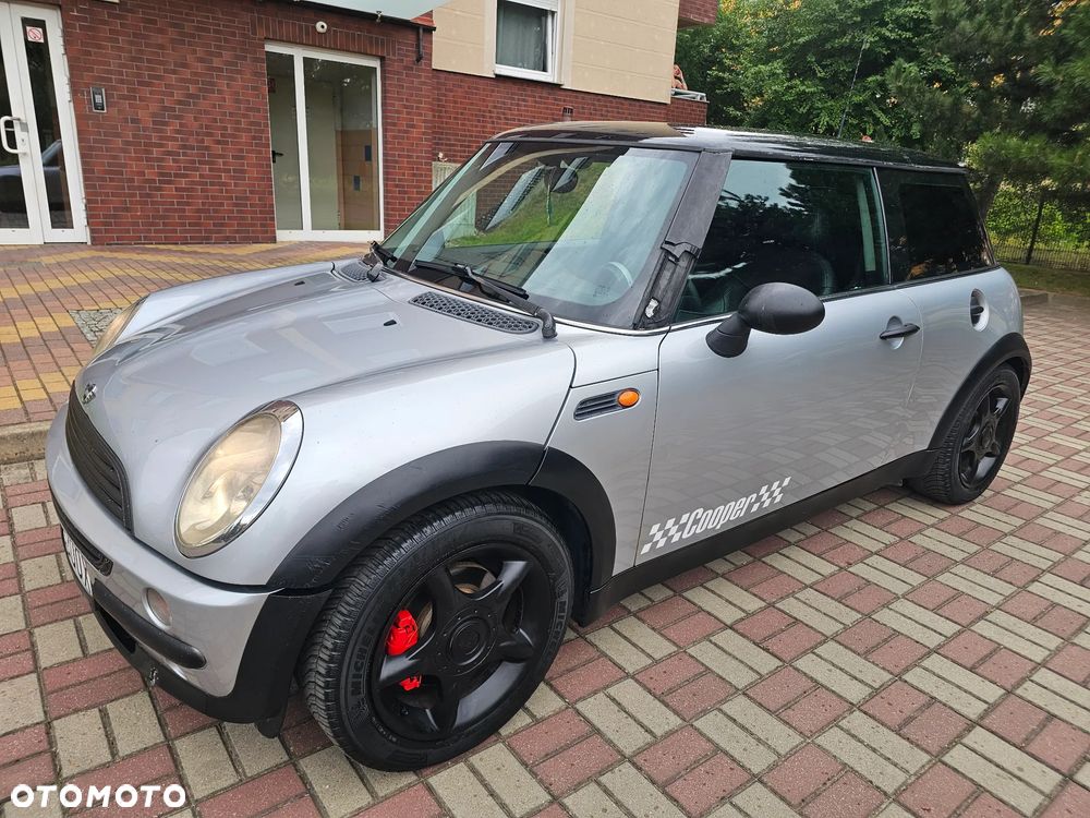 MINI Cooper Standard - 4
