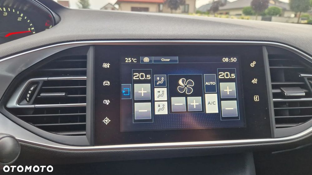 Peugeot 308 SW 1.6 BlueHDi Business Line S&S - 11