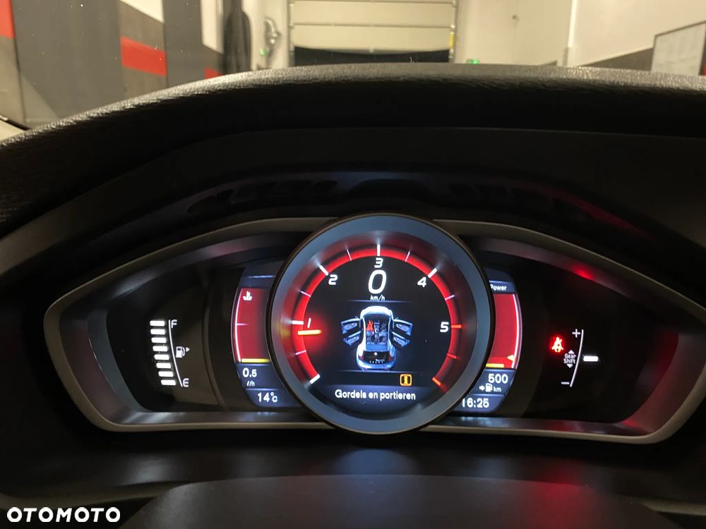 Volvo V40 D2 Linje You - 18