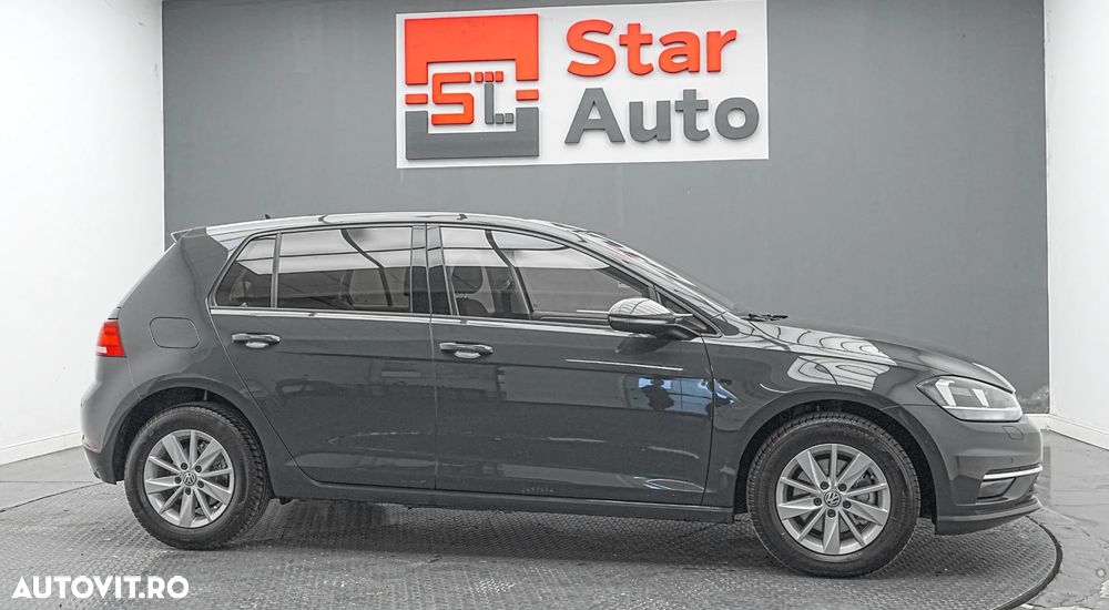 Volkswagen Golf 1.6 TDI Trendline - 11