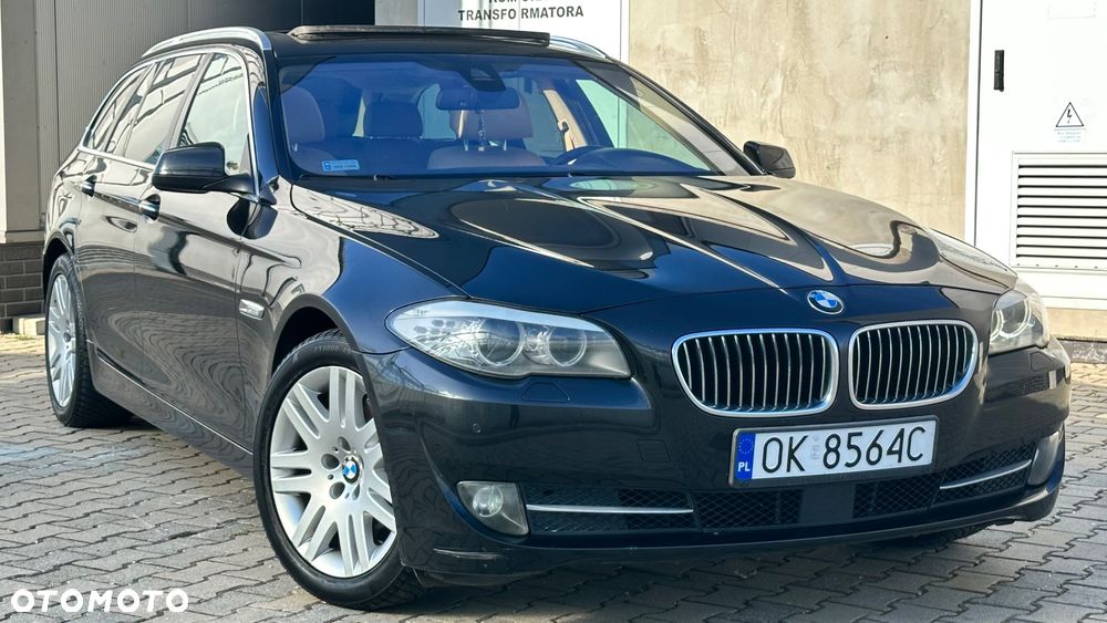 BMW Seria 5 525d xDrive Luxury Line - 3