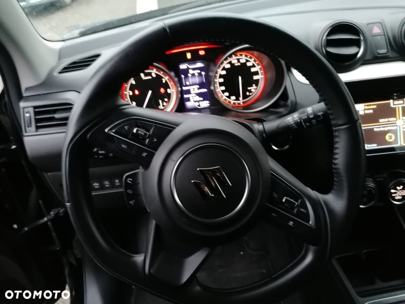 Suzuki Swift 1.0 Boosterjet (SHVS) Hybrid Comfort+ - 7