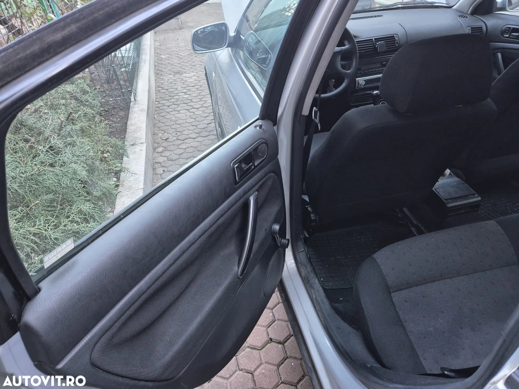 Volkswagen Passat Variant TDI - 16