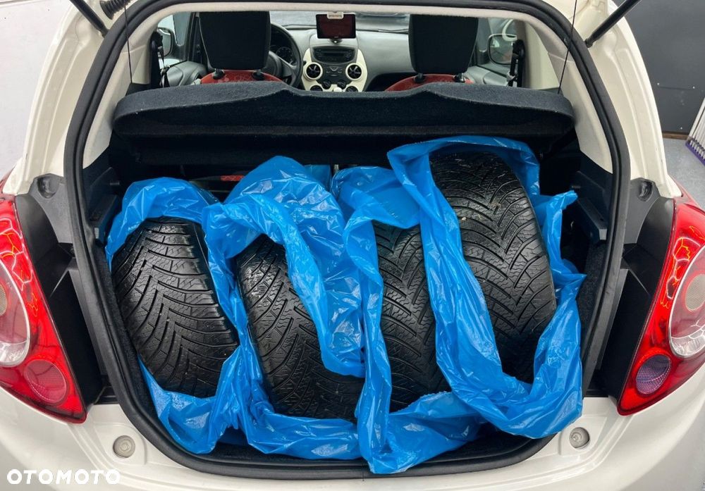 Ford KA - 10