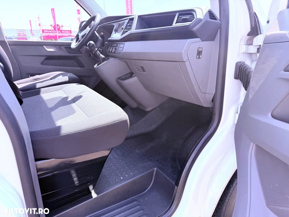 Volkswagen Transporter - 21