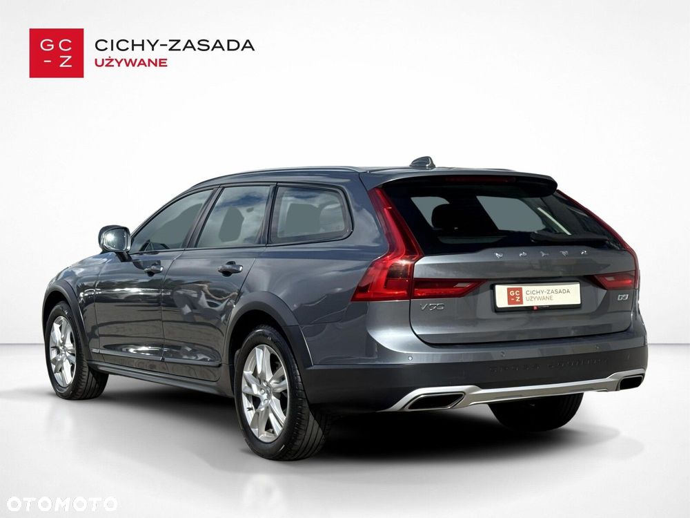 Volvo V90 Cross Country D5 AWD Pro - 3
