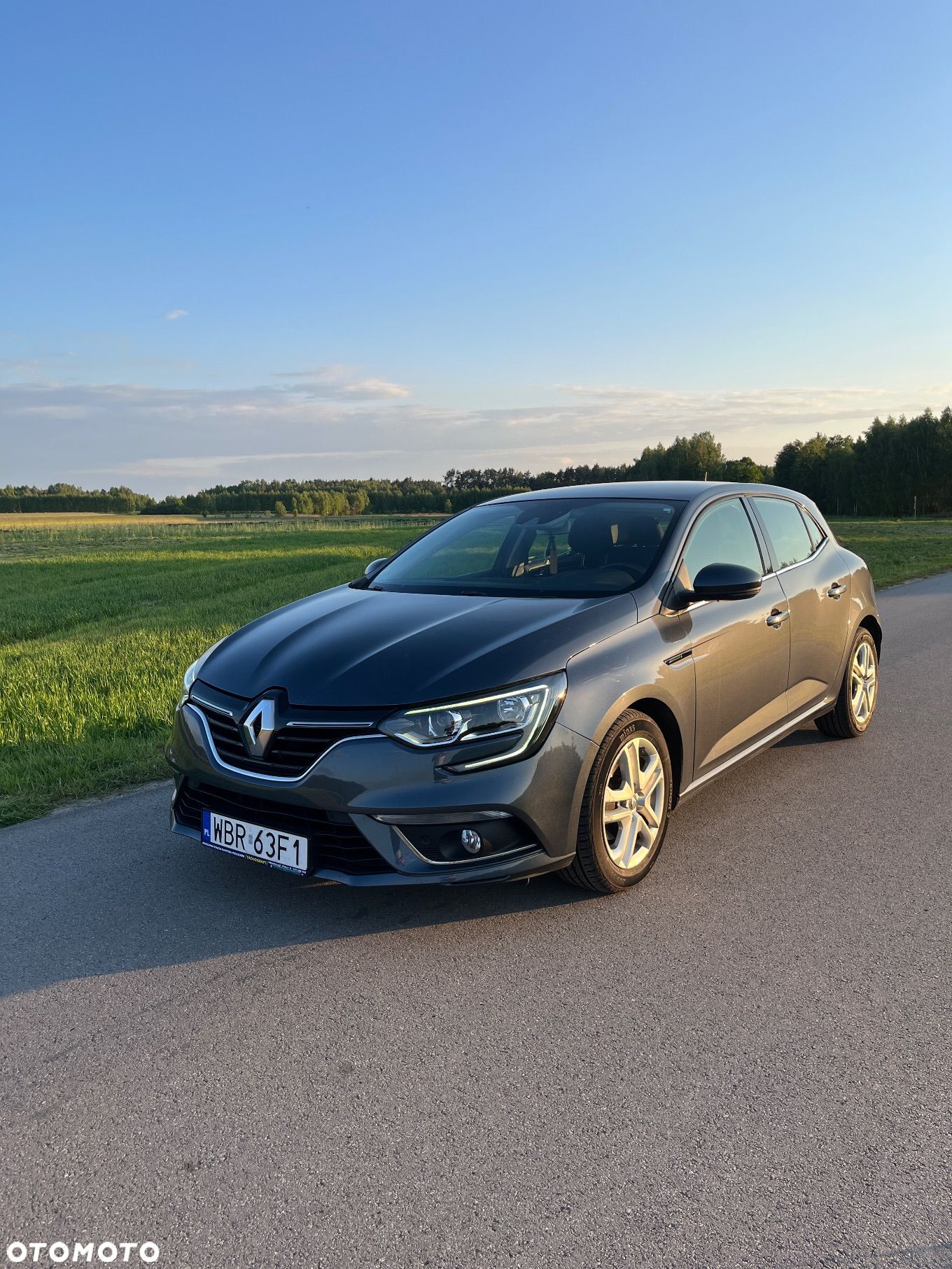 Renault Megane 1.5 dCi Zen EDC - 1