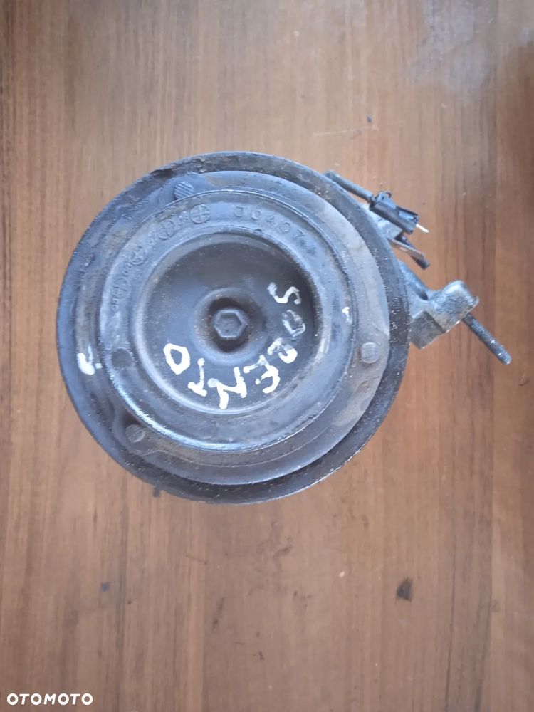 Sprężarka klimatyzacji	Kia Sorento 2.5 CRDI		224033300 - 4