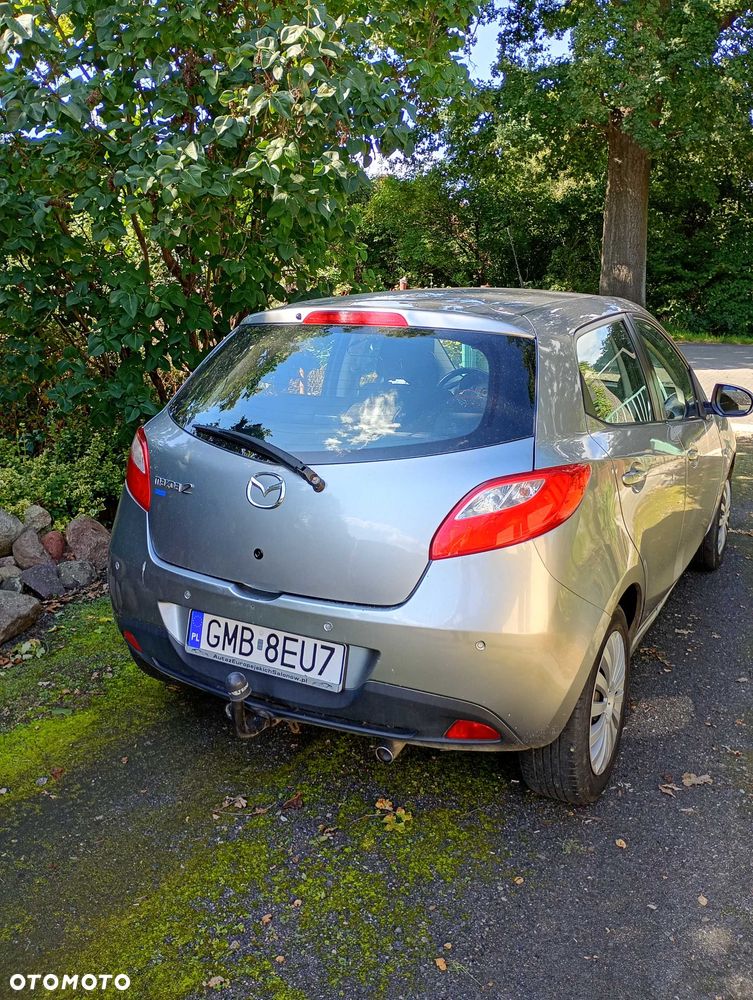 Mazda 2 - 8