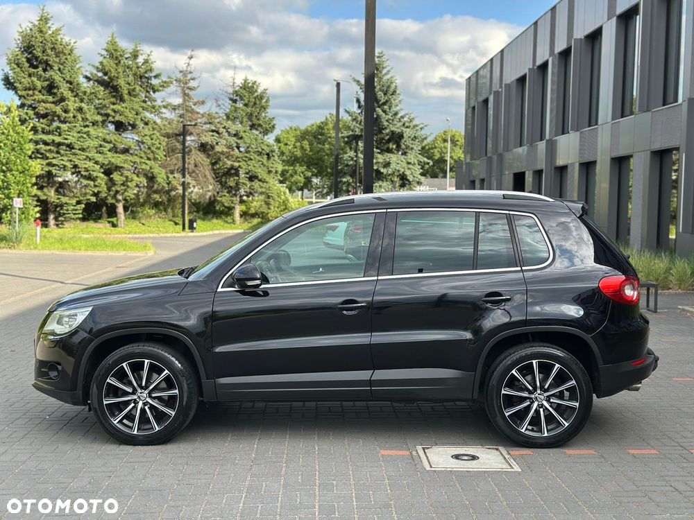 Volkswagen Tiguan - 2