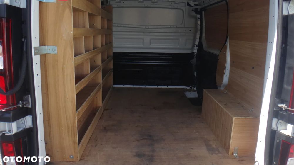 Renault Trafic - 9