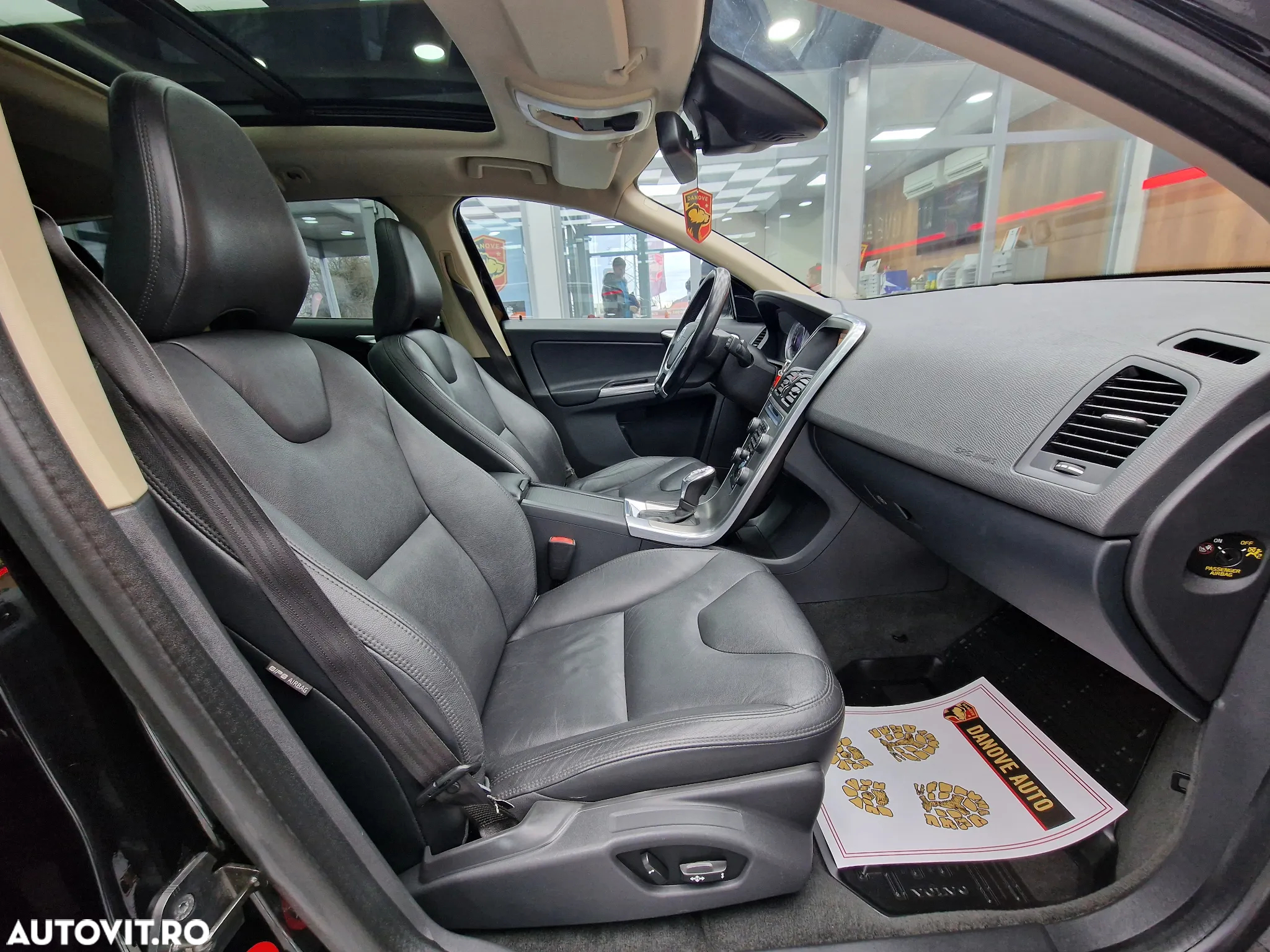 Volvo XC 60 - 14