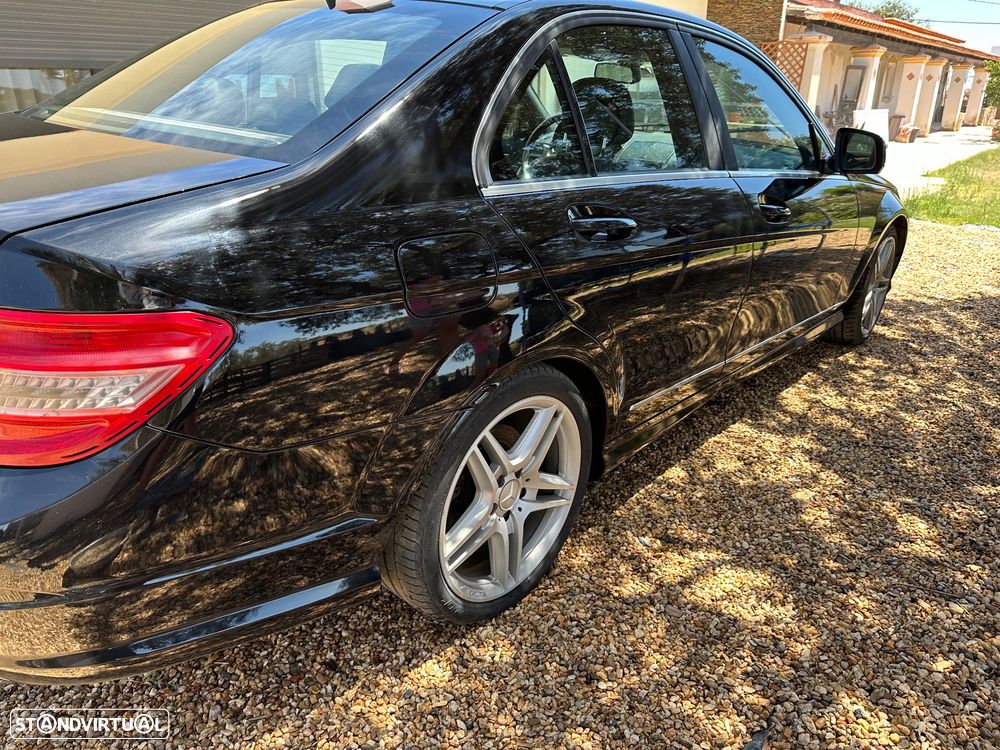 Mercedes-Benz C 320 - 32