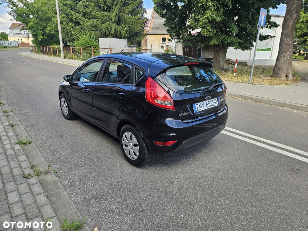 Ford Fiesta - 3
