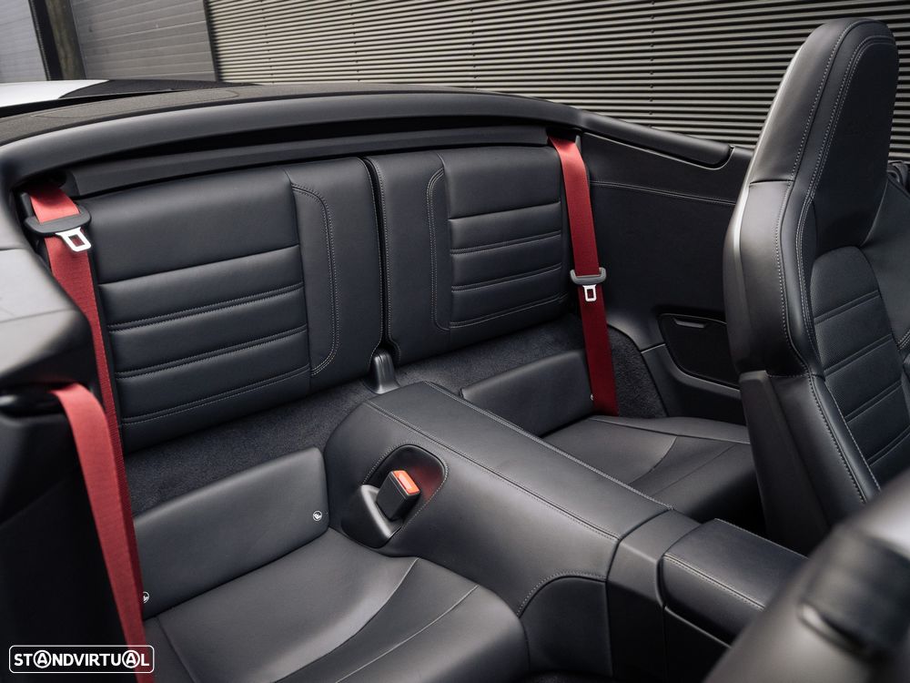 Porsche 911 (992) Turbo S PDK - 28