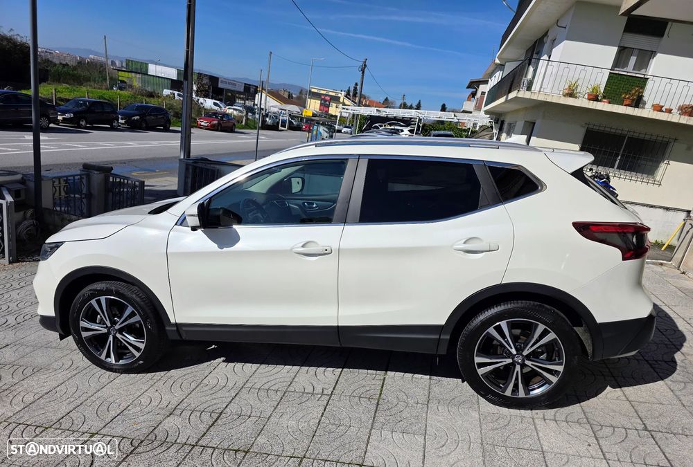 Nissan Qashqai 1.5 dCi N-Connecta Led - 25