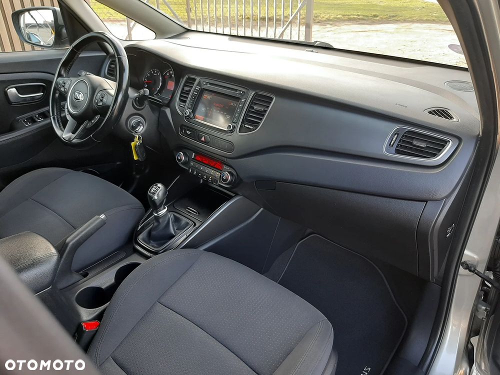Kia Carens 1.6 GDI Edition 7 - 24