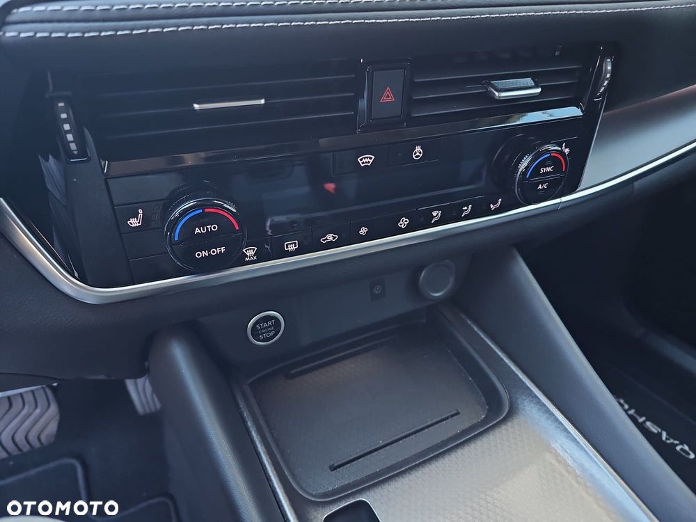 Nissan Qashqai 1.3 DIG-T MHEV N-Connecta Xtronic - 11
