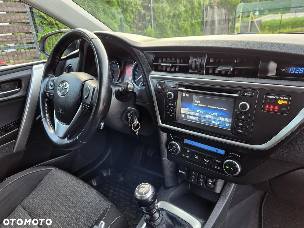 Toyota Auris 1.6 Valvematic Executive - 33