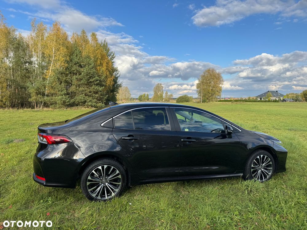Toyota Corolla - 4