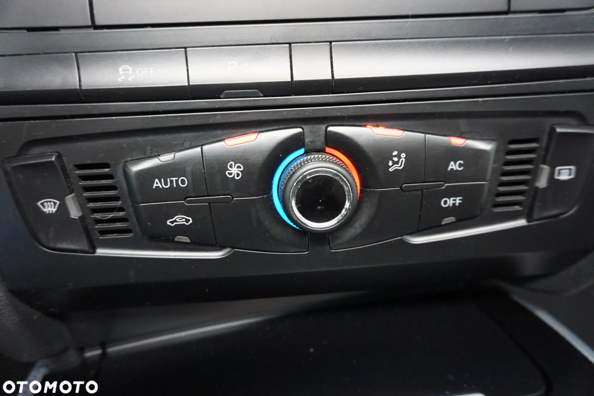Audi A4 Avant 2.0 TDI Quattro - 36