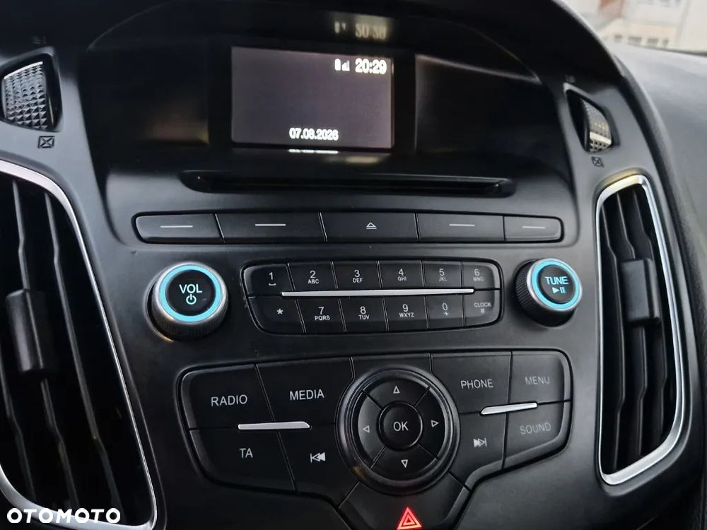 Ford Focus - 12