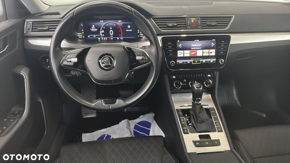 Skoda Superb 2.0 TDI SCR Ambition DSG - 14