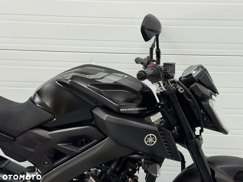 Yamaha MT - 8