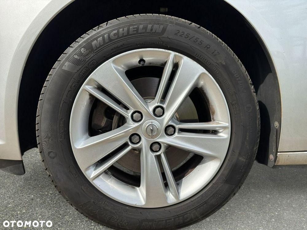 Opel Insignia - 9