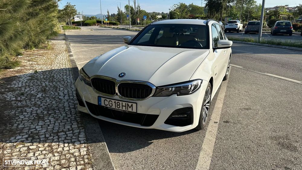 BMW 330 e Pack M Auto - 1