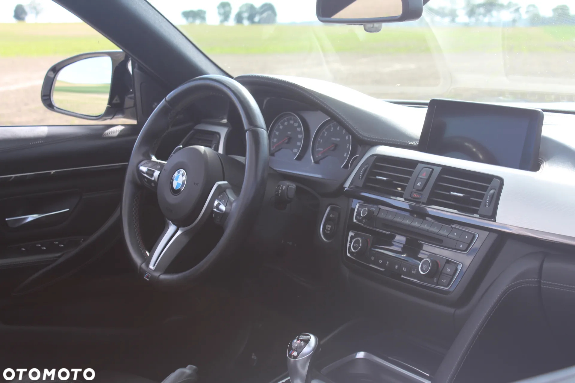 BMW M4 Cabrio DKG - 26
