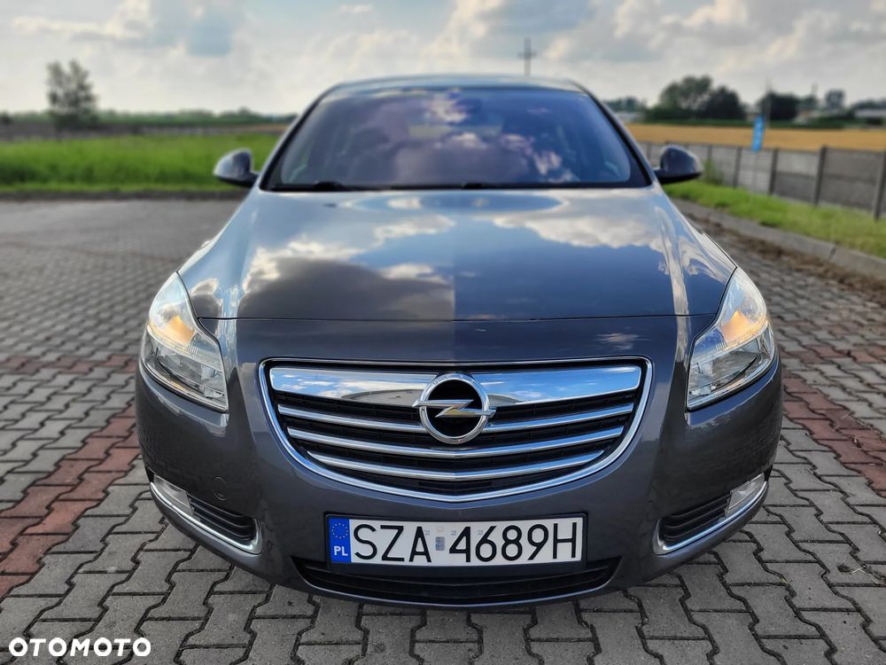 Opel Insignia - 30