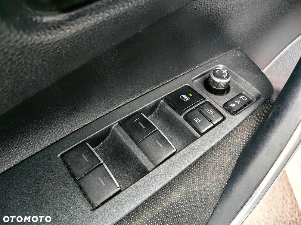 Toyota Corolla 1.8 Hybrid Comfort - 26