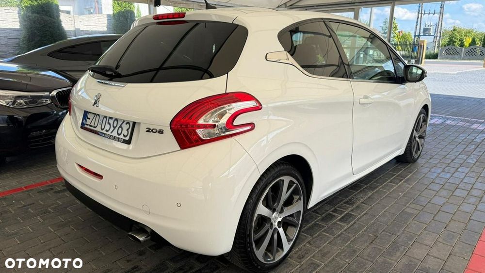 Peugeot 208 - 9