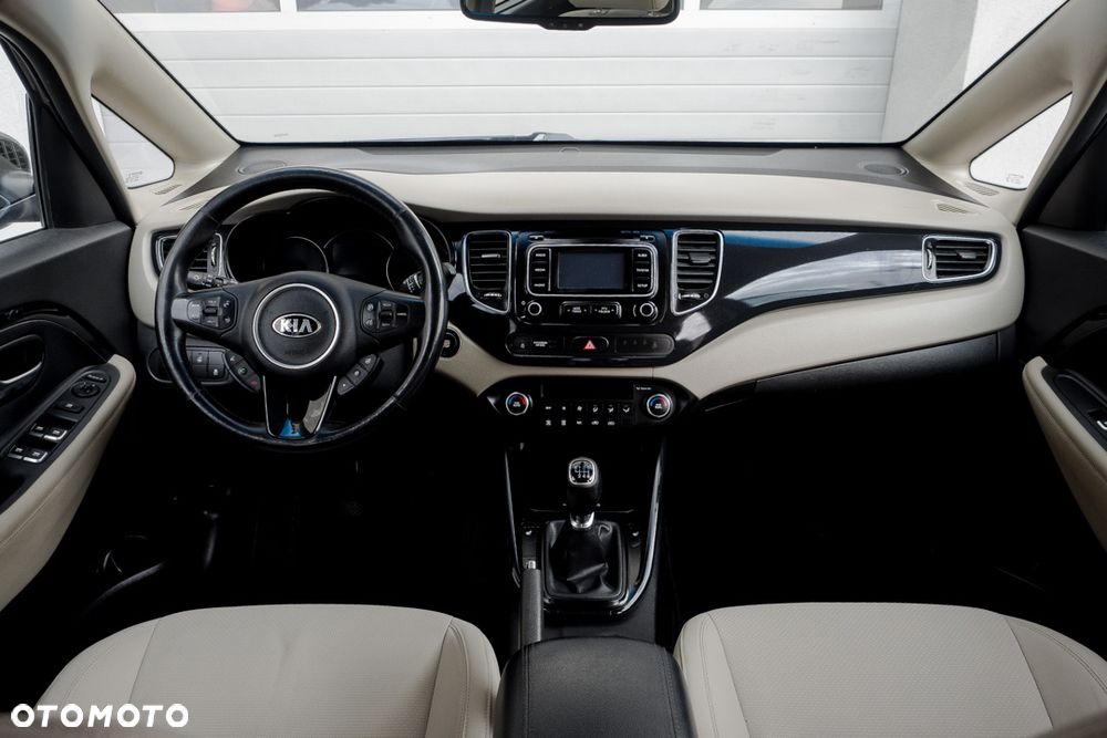 Kia Carens 1.7 CRDi XL - 32