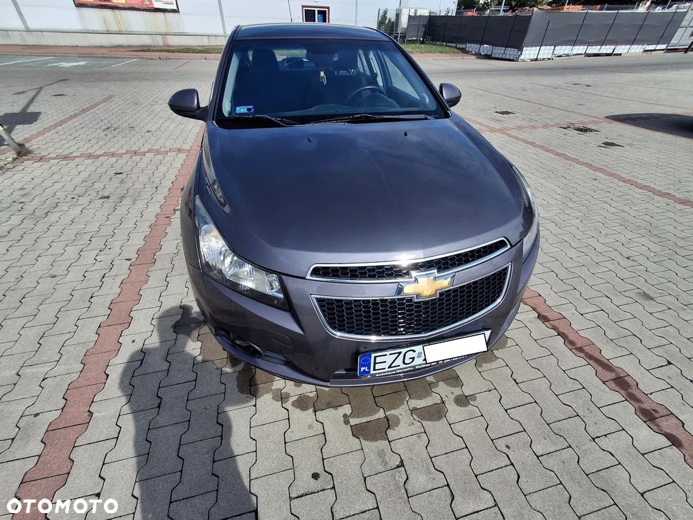 Chevrolet Cruze 1.8 LT+ - 4